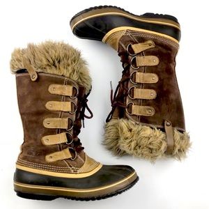 Sorel boots size 7